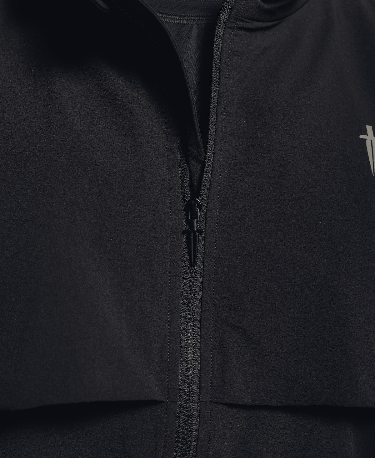 IRONWILLED Tech Zip Jacket - Black