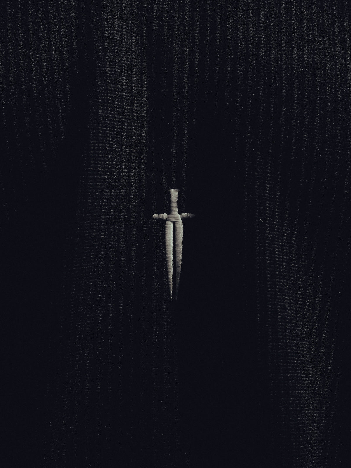 IRONWILLED Dagger Knit Pullover - Black