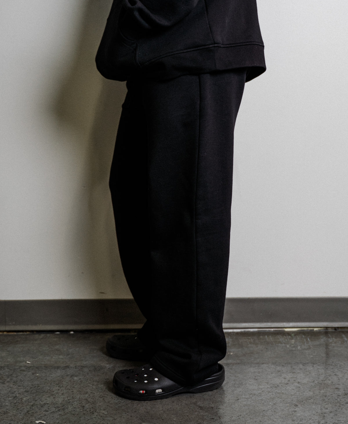 IRONWILLED Lounge Sweatpants - Black