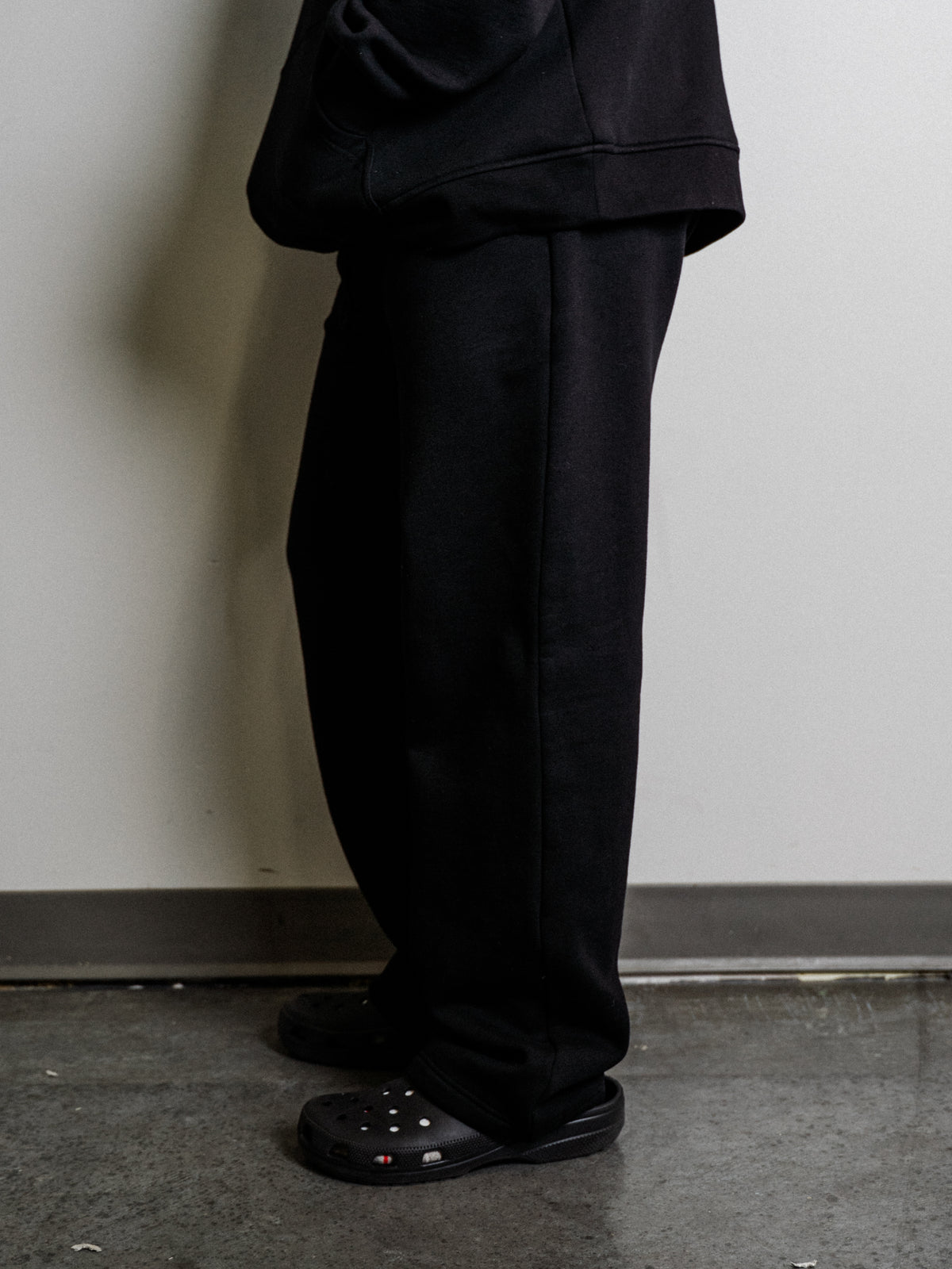 IRONWILLED Lounge Sweatpants - Black