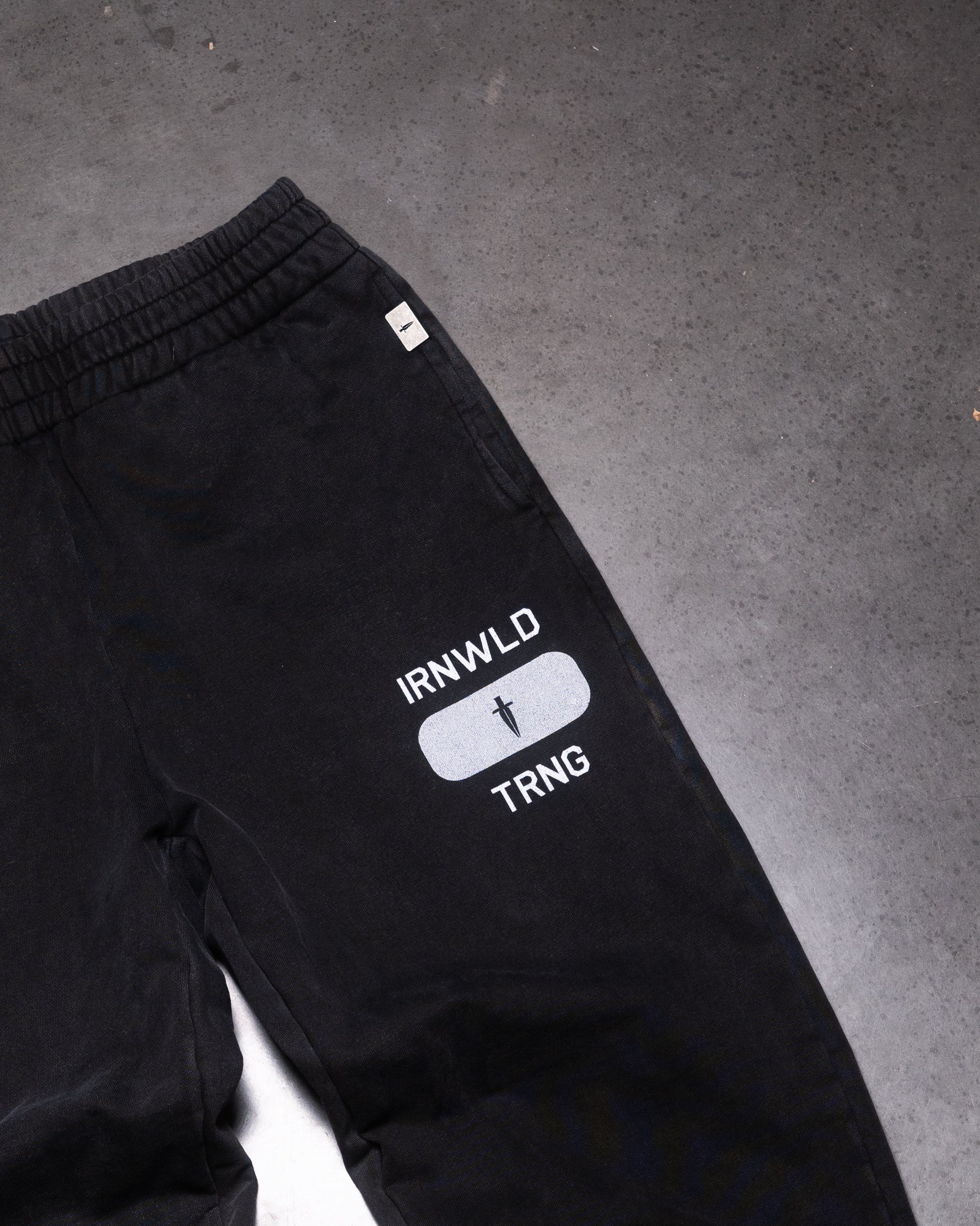 IRN TRNG SWEATPANTS - [FADED BLACK]