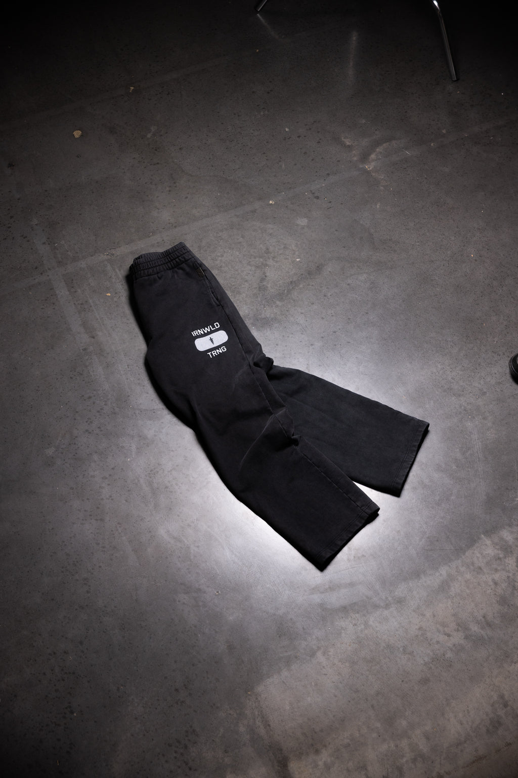IRN TRNG SWEATPANTS - [FADED BLACK]