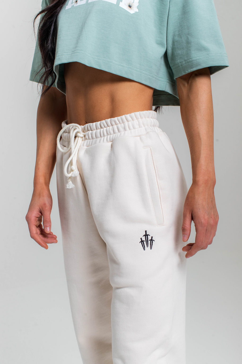 WOMEN'S WILLED CHERRY BLOSSOM CROP TOP - SAGE