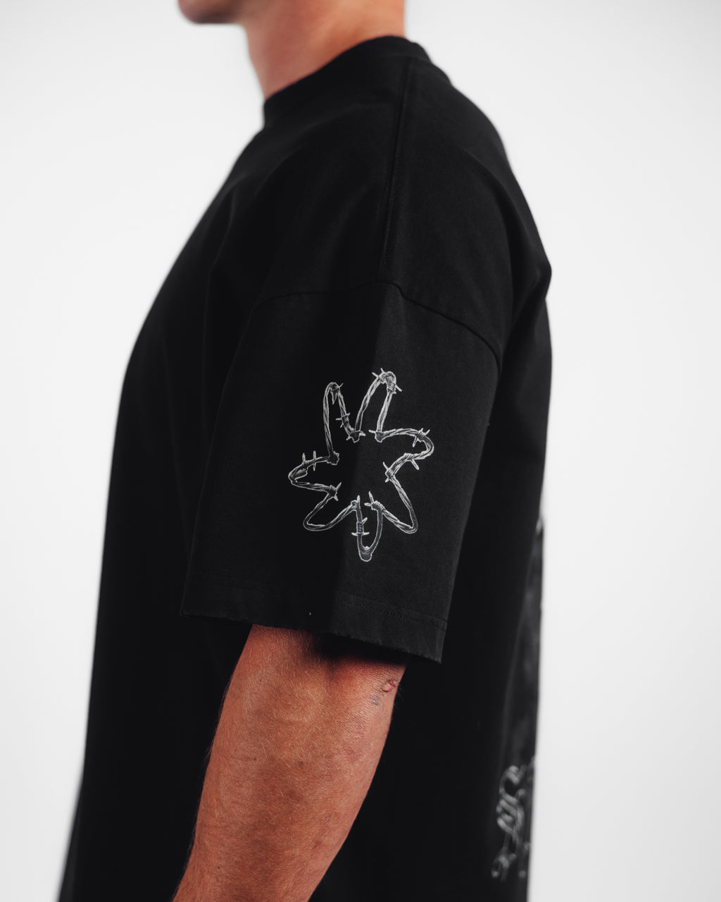 WHO WANTS THE SMOKE? TEE