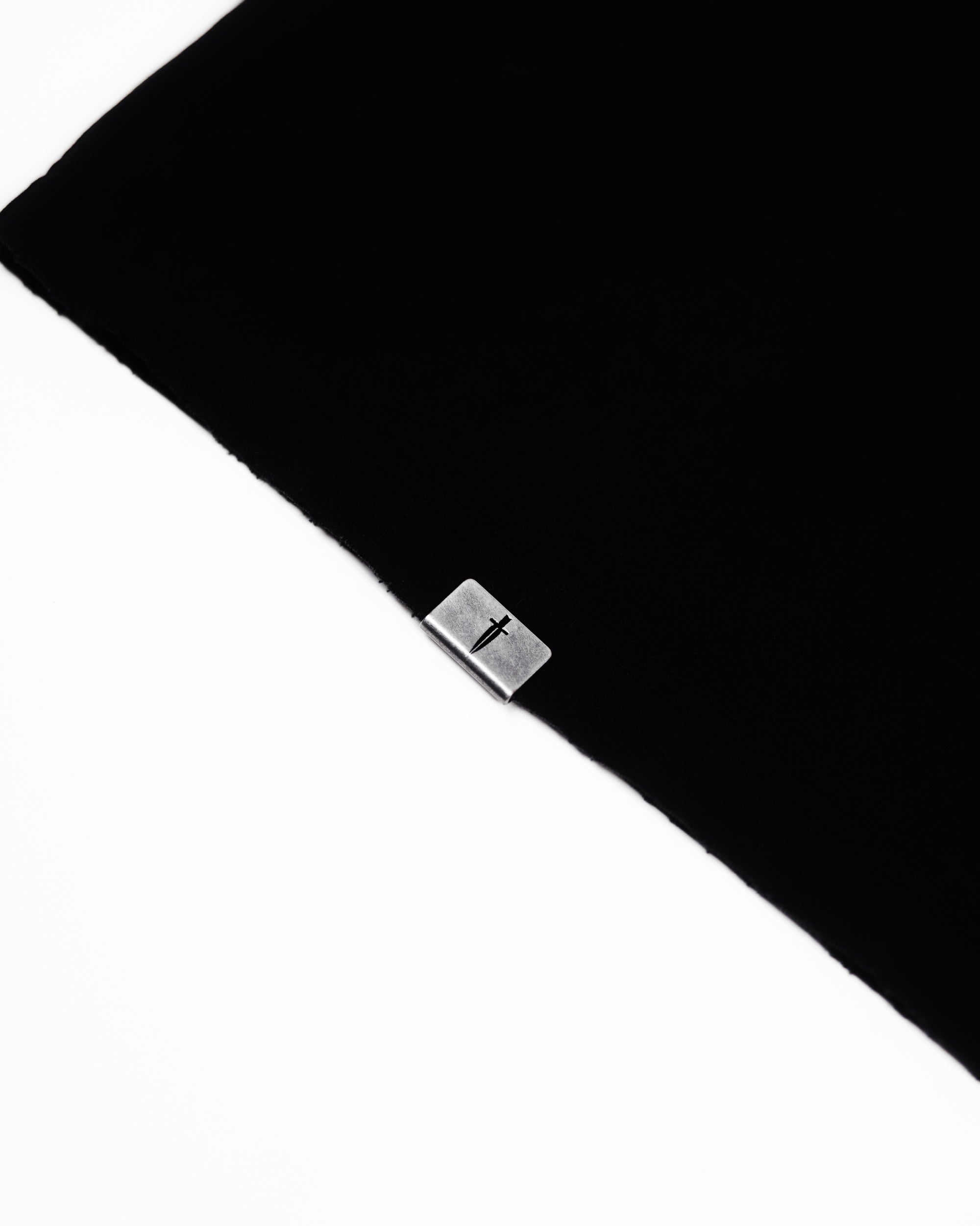 WHO WANTS THE SMOKE? TEE