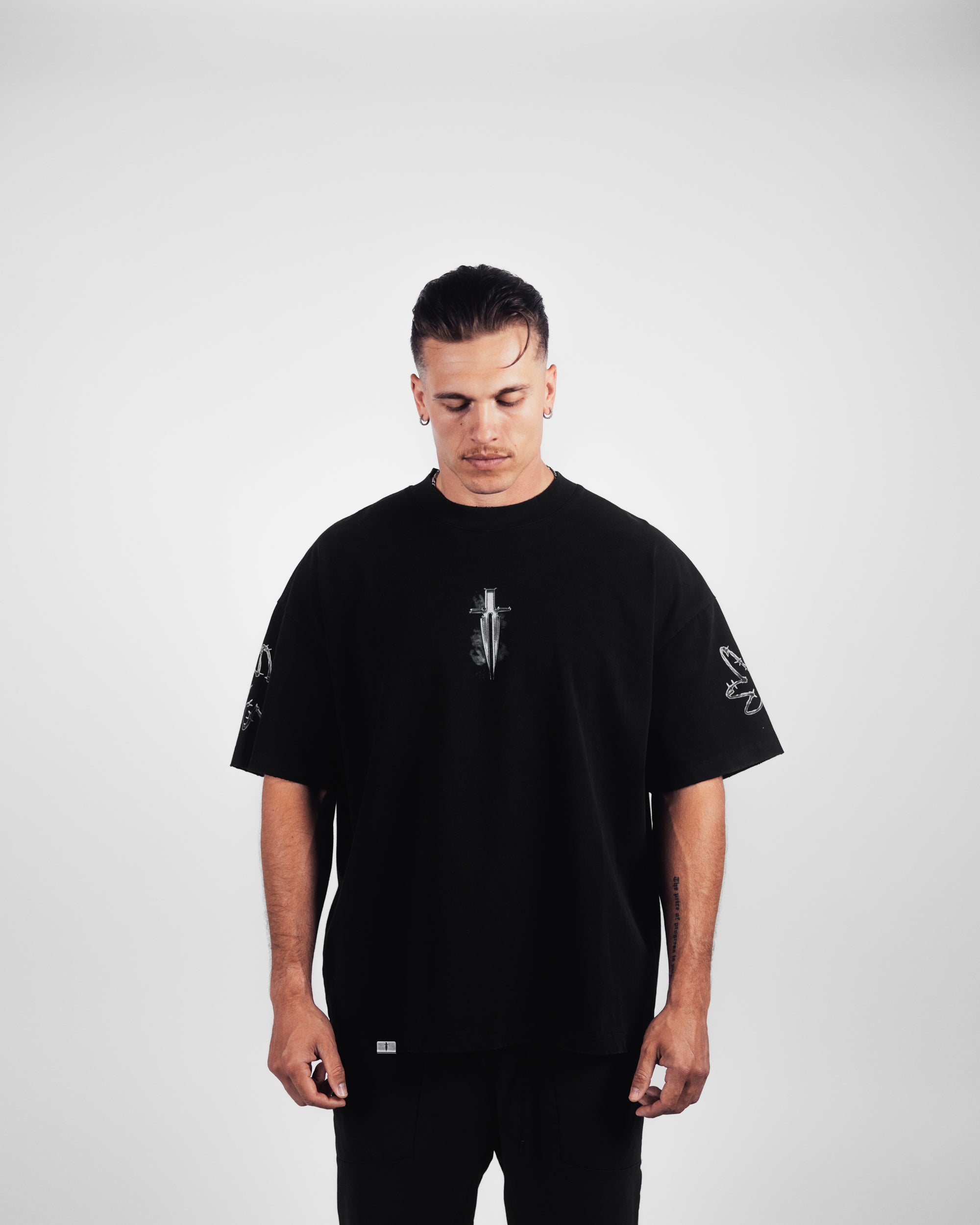 WHO WANTS THE SMOKE? TEE