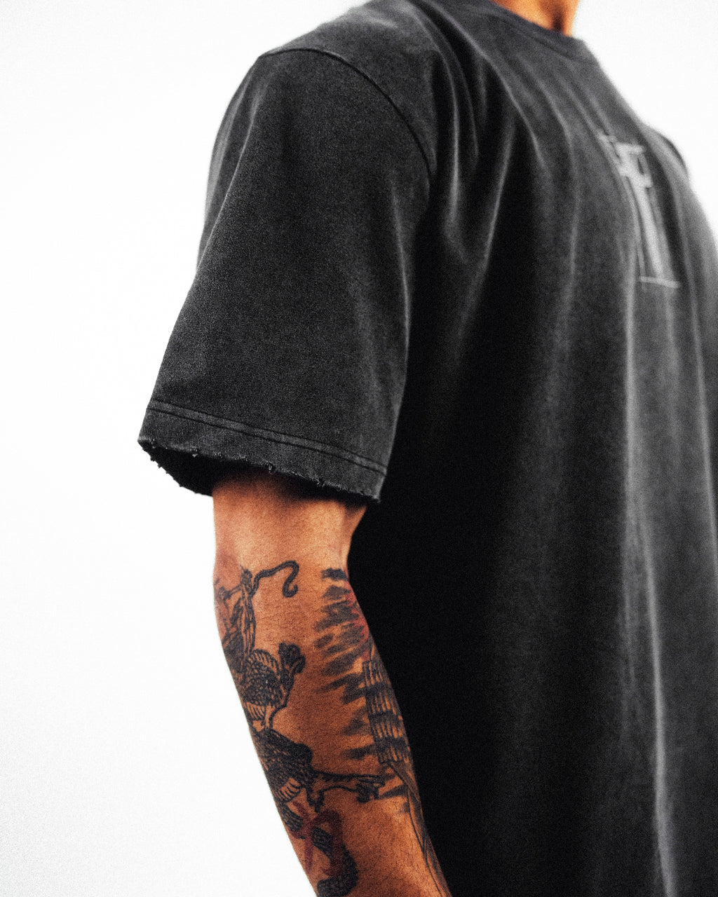 LOYALTY TEE - [VINTAGE BLACK]