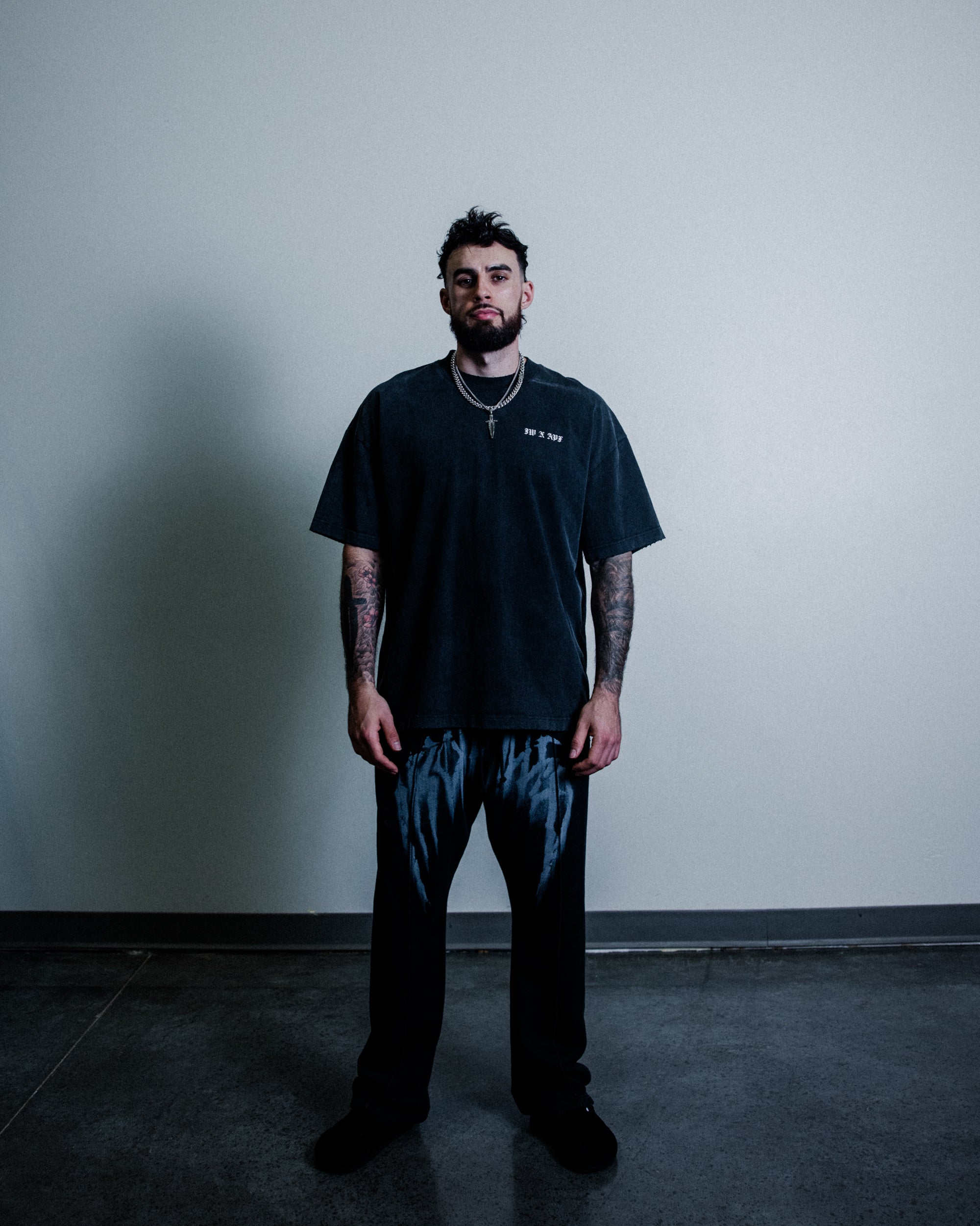 IRON SHARPENS IRON TEE - [VINTAGE BLACK]