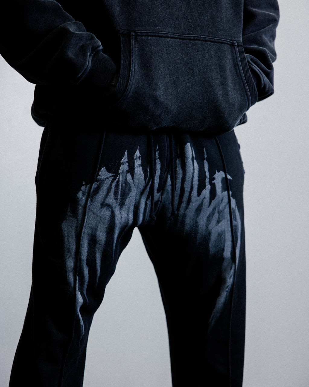 VICIOUS PLEATED SWEATPANTS - [BLACK]
