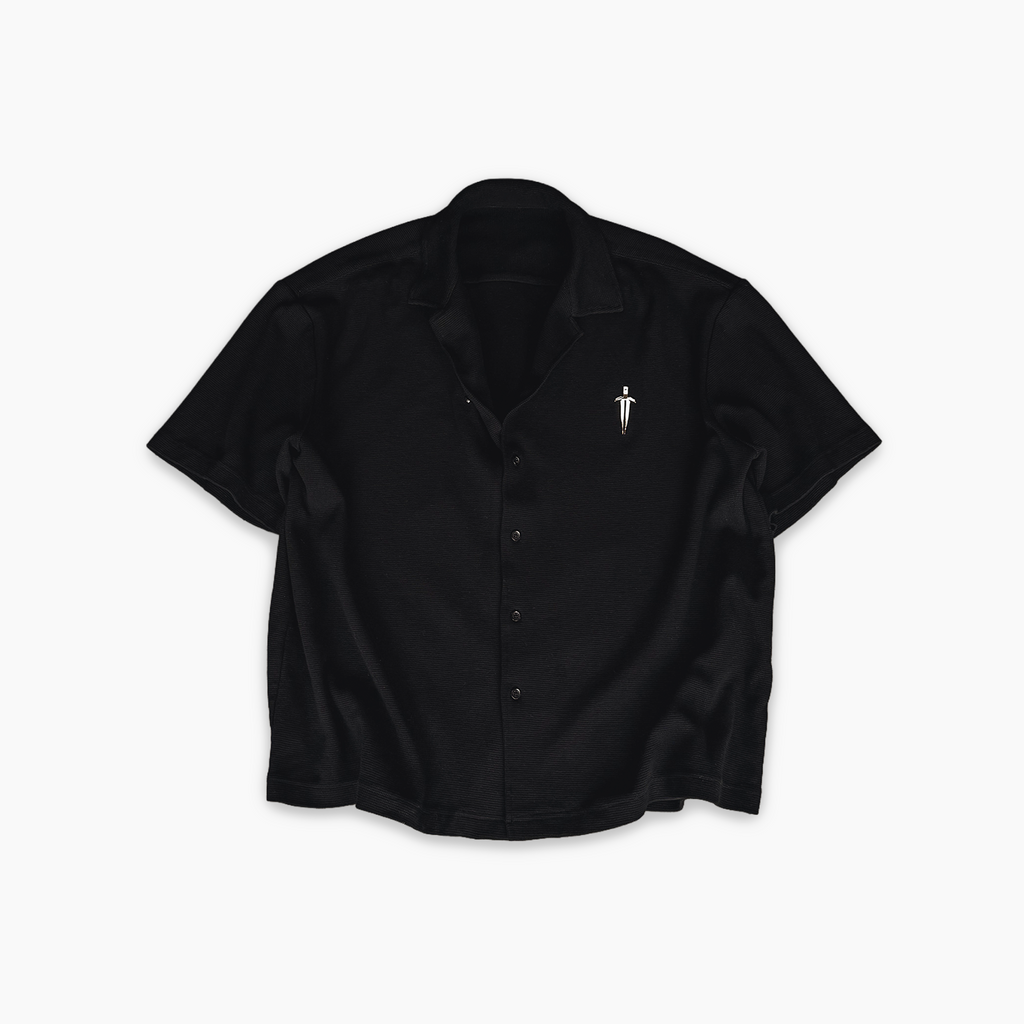 CHROME DAGGER BUTTON-DOWN [BLACK]