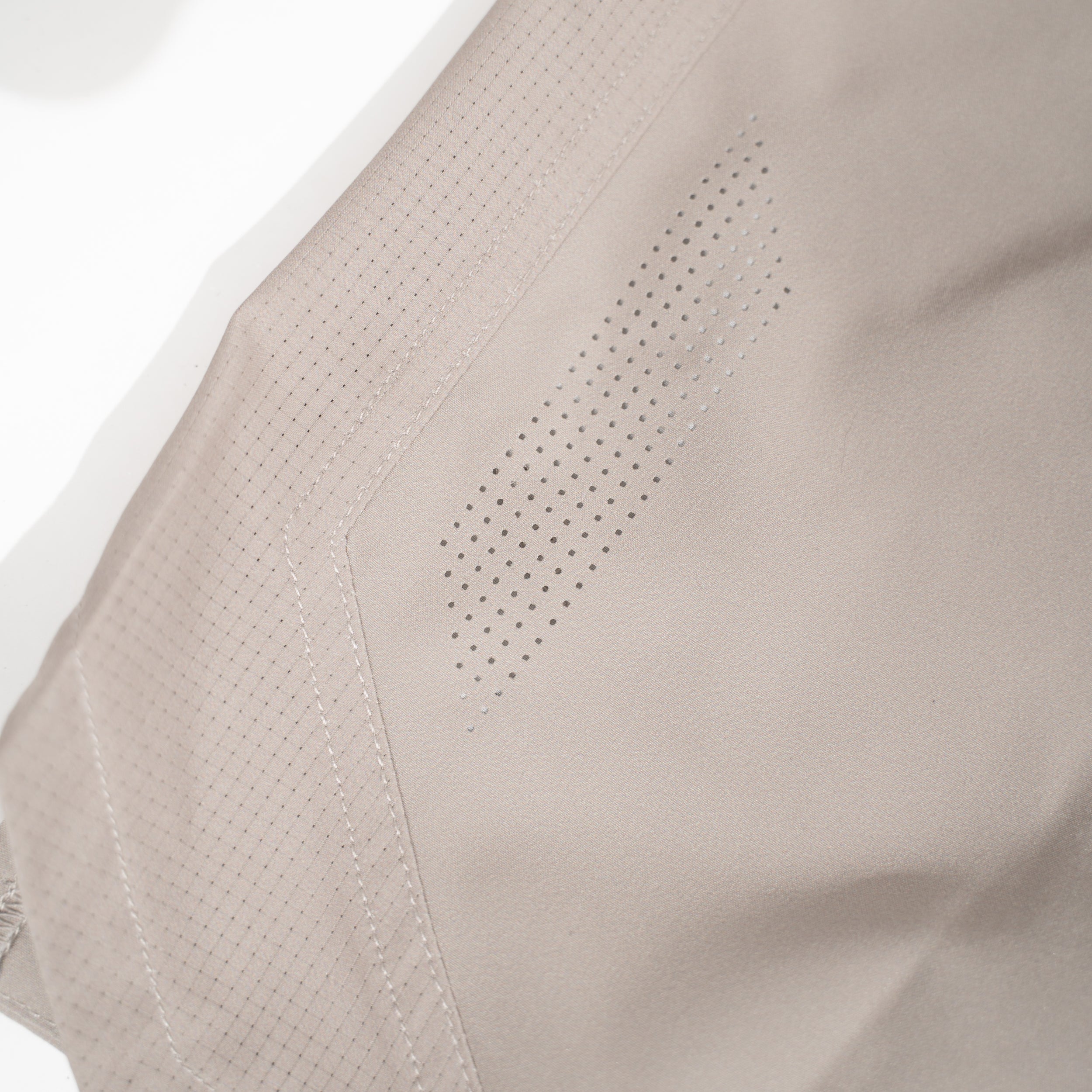 THE TRAINING SHORT [CONCRETE]