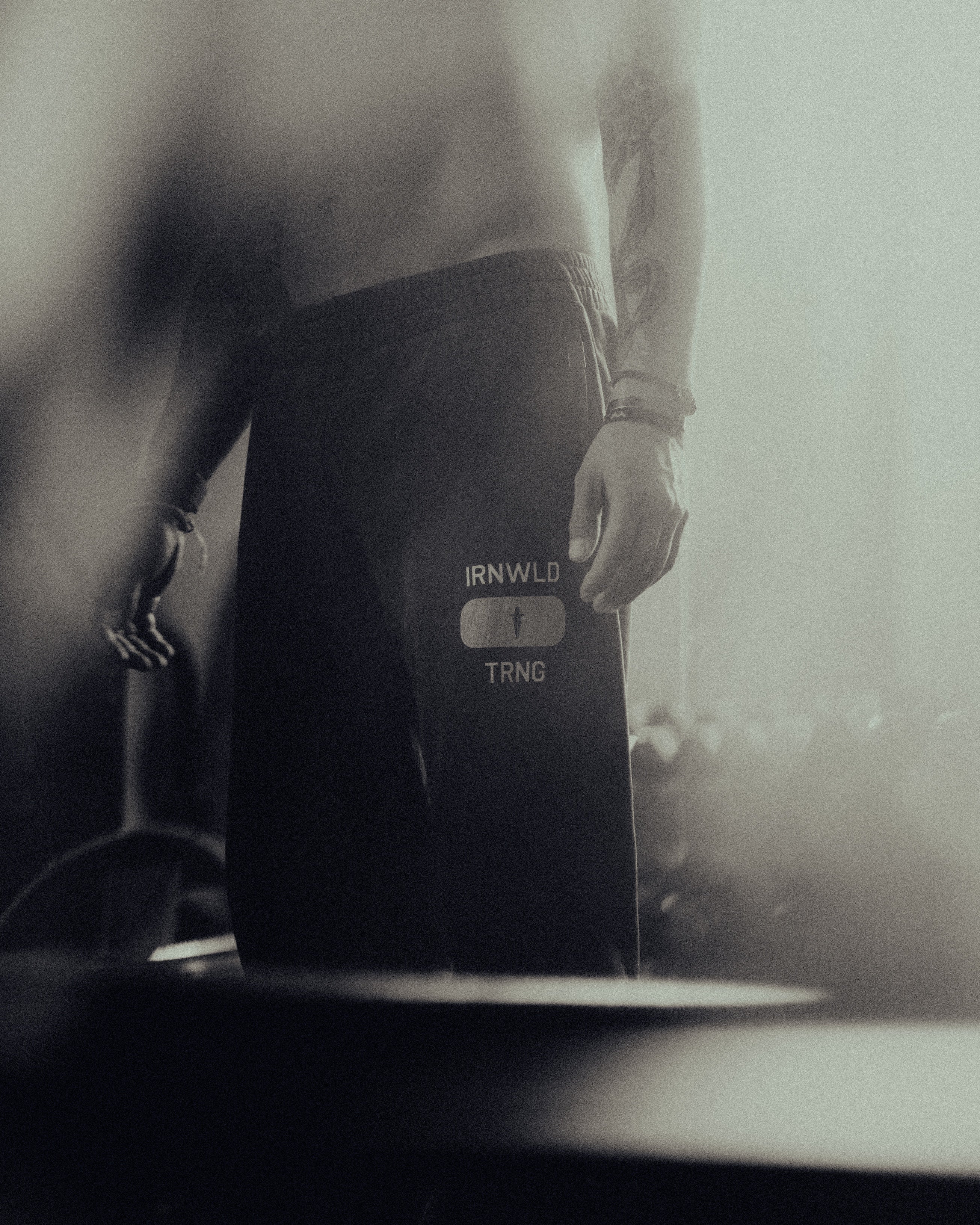 IRN TRNG SWEATPANTS - [FADED BLACK]