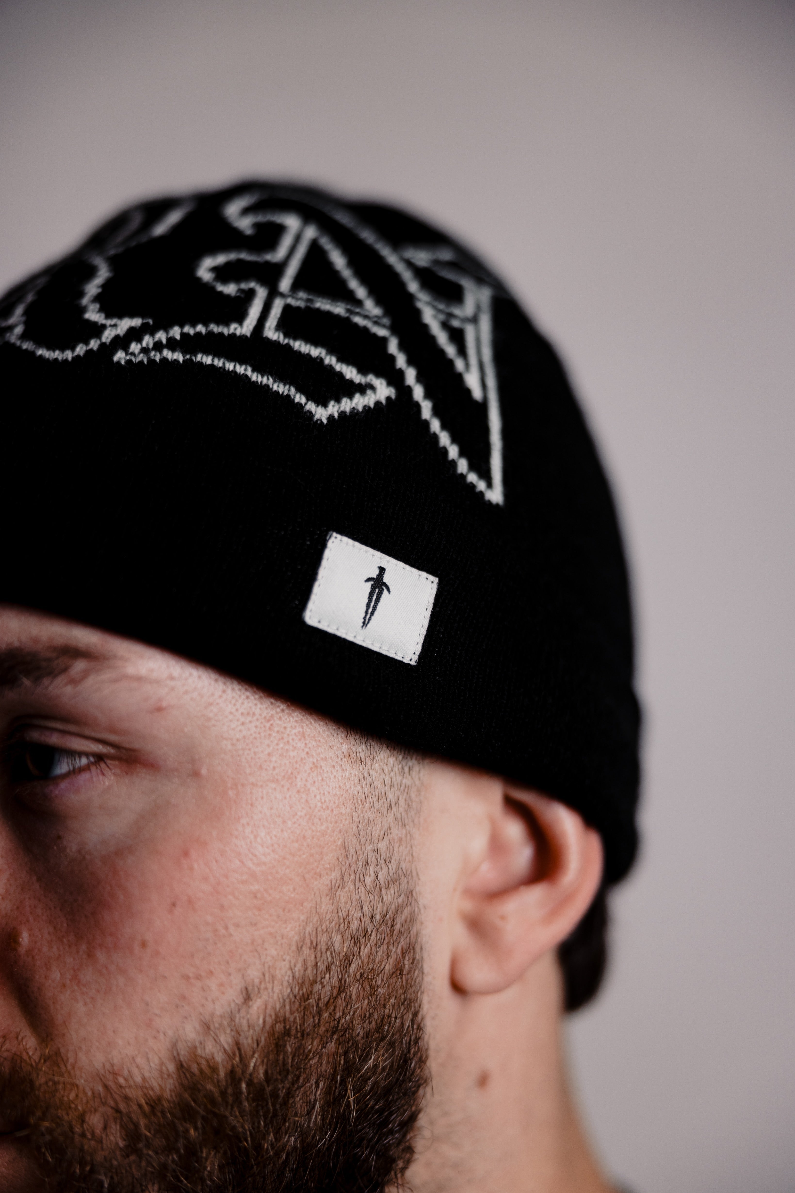 IRN BEANIE - [BLACK]