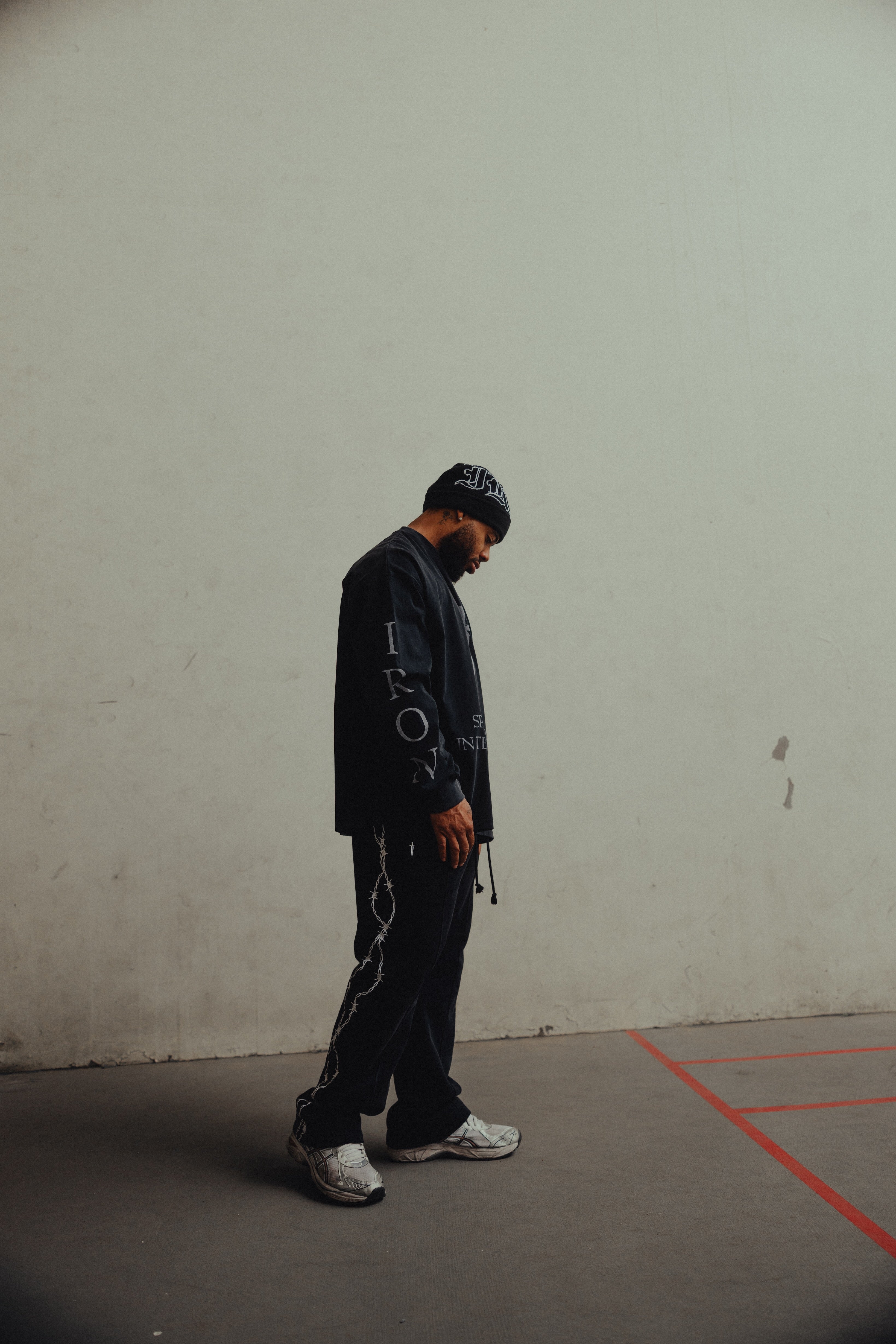 IRON SPIRIT LONG SLEEVE - [VINTAGE BLACK]