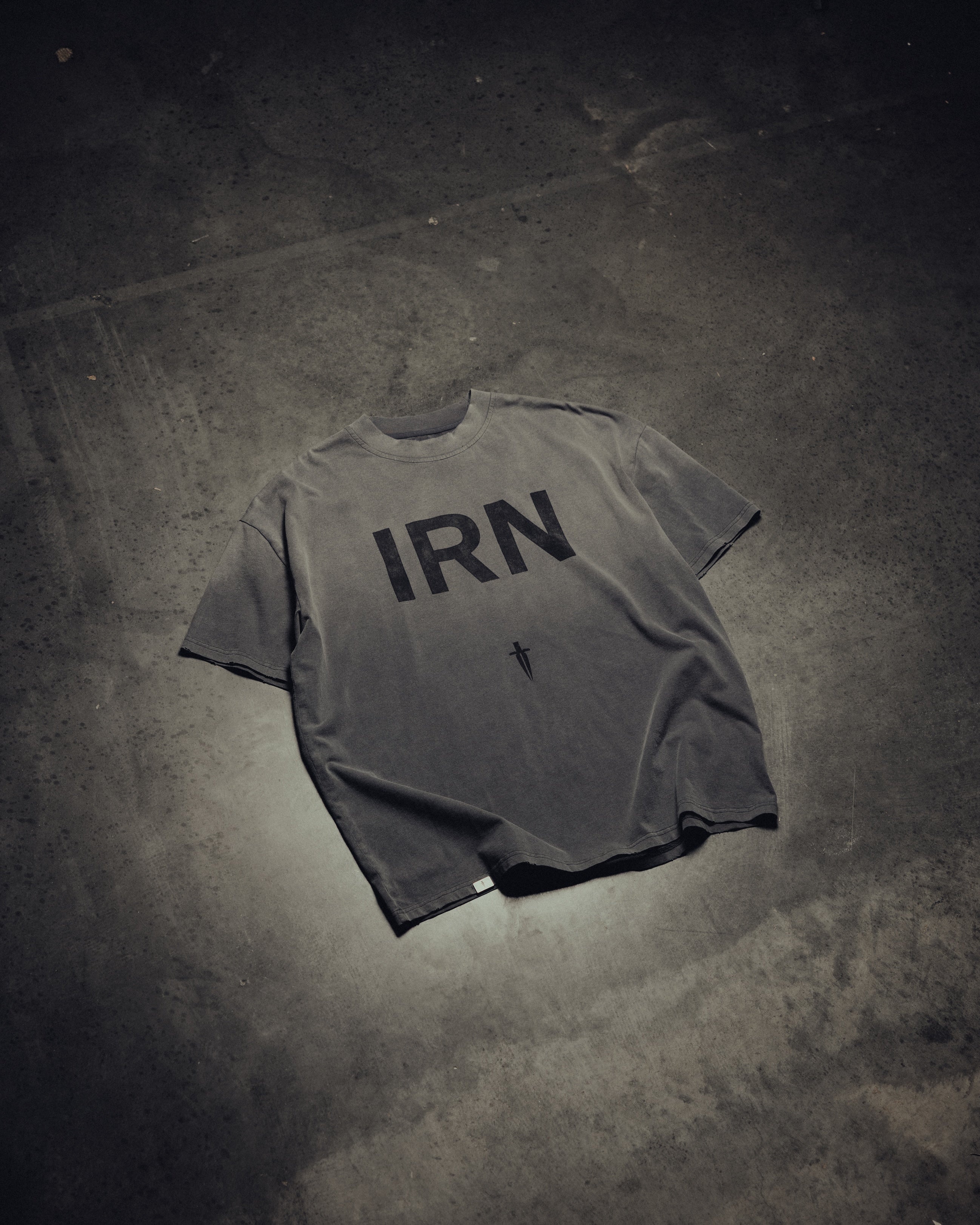 IRN TEE - [FADED GREY]