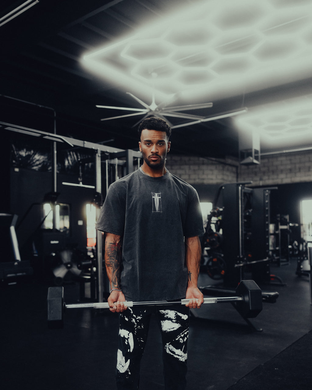 LOYALTY TEE - [VINTAGE BLACK]