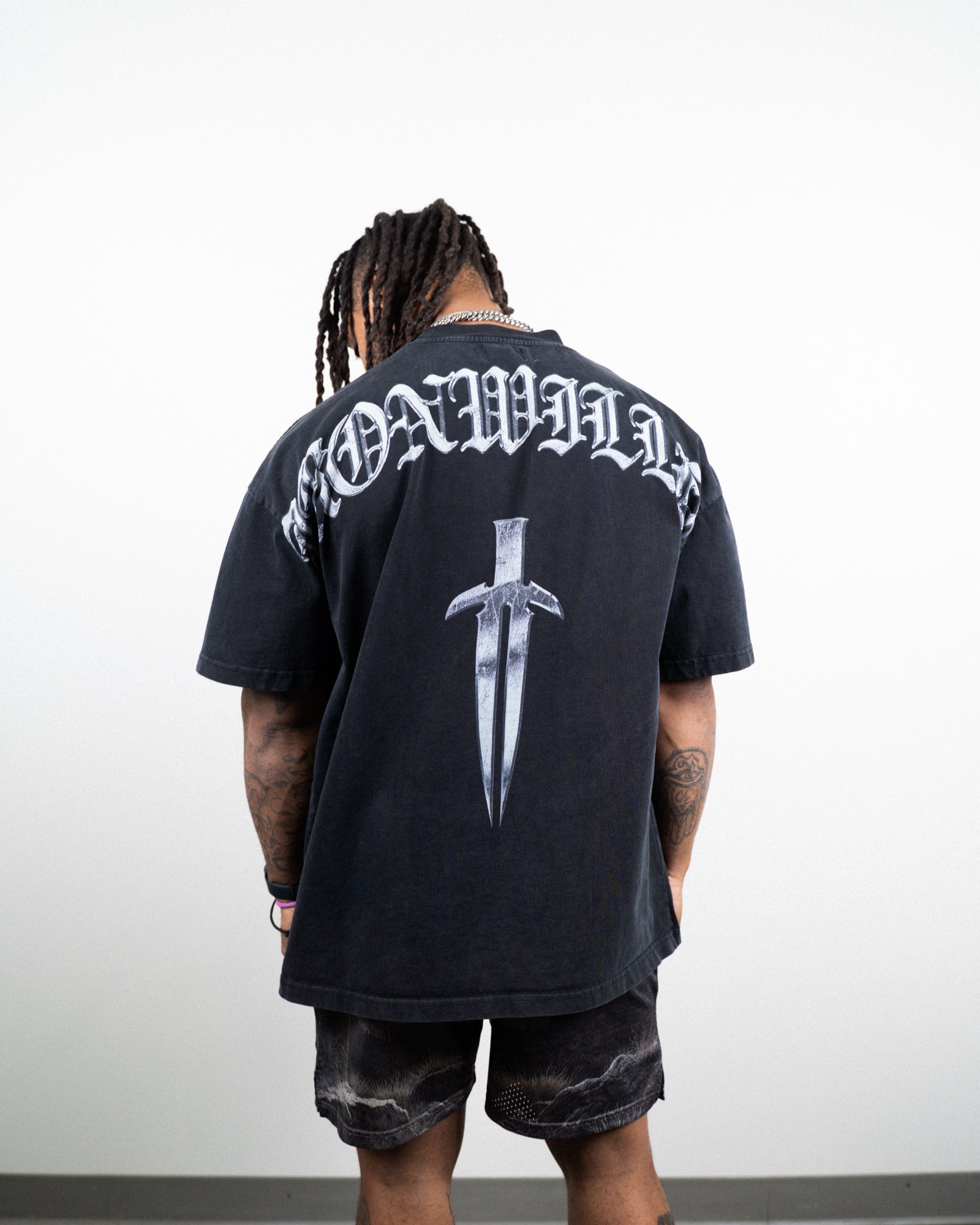 CHROME DAGGER TEE - VINTAGE BLACK – IRONWILLED