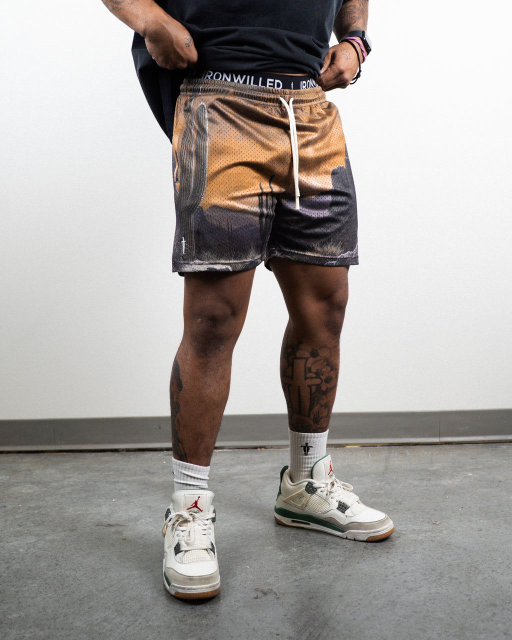 DESERT MESH SHORT