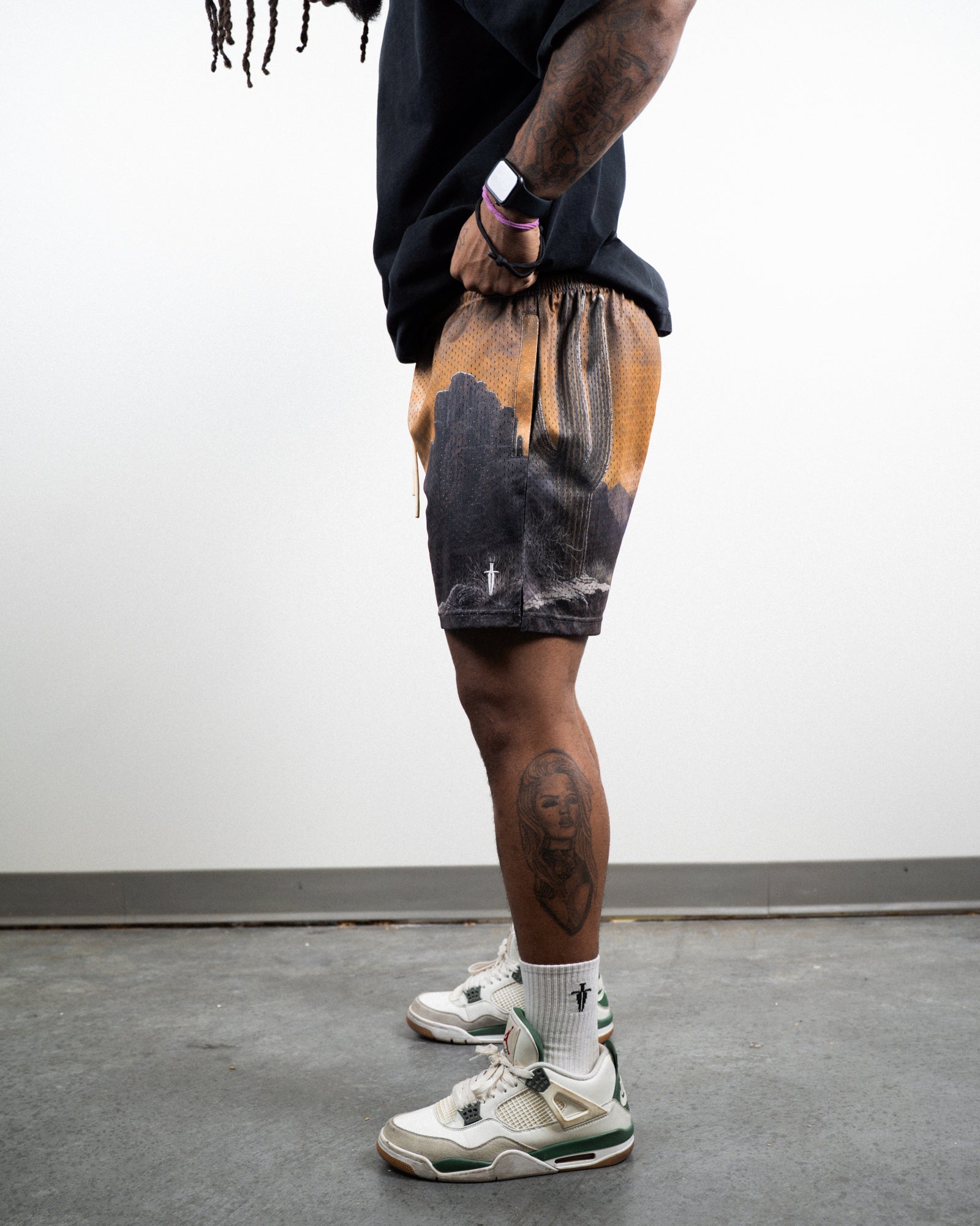 DESERT MESH SHORT