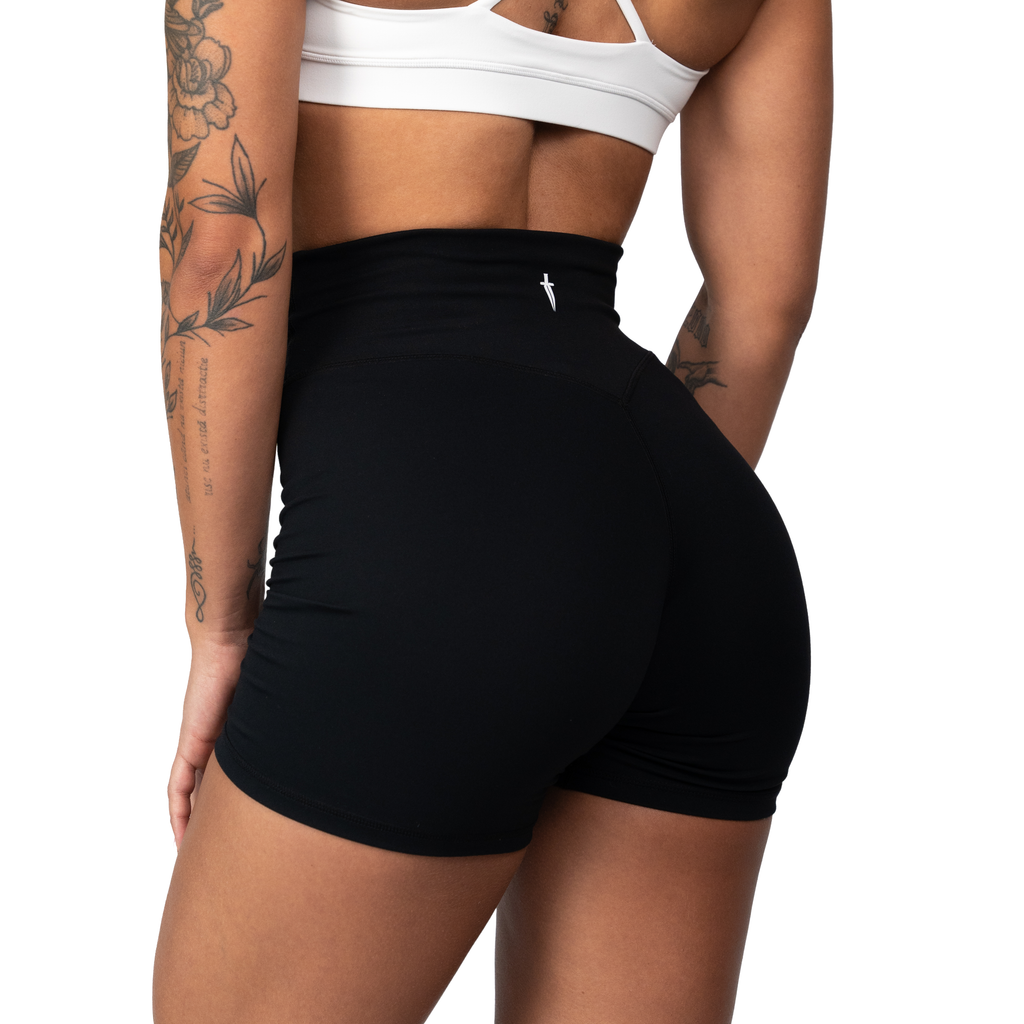 CORE SHORT - BLACK