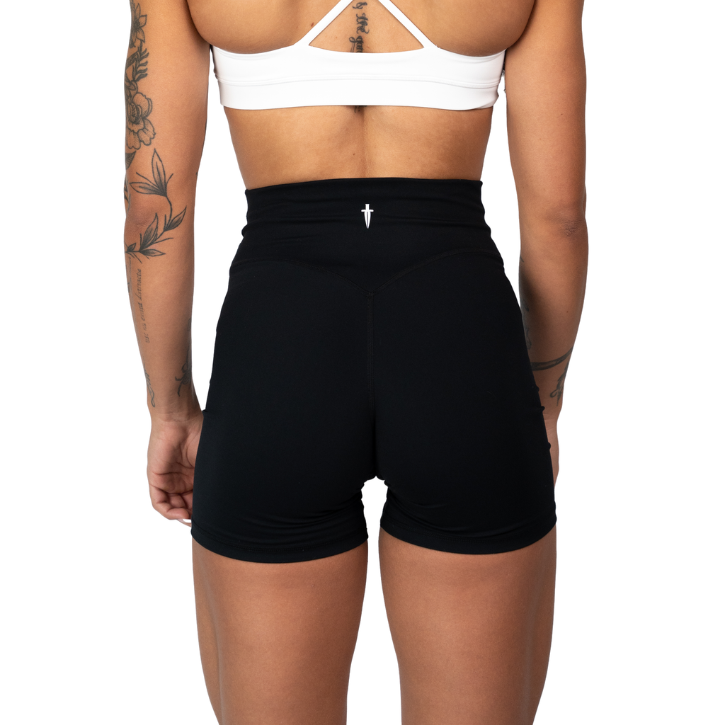 CORE SHORT - BLACK