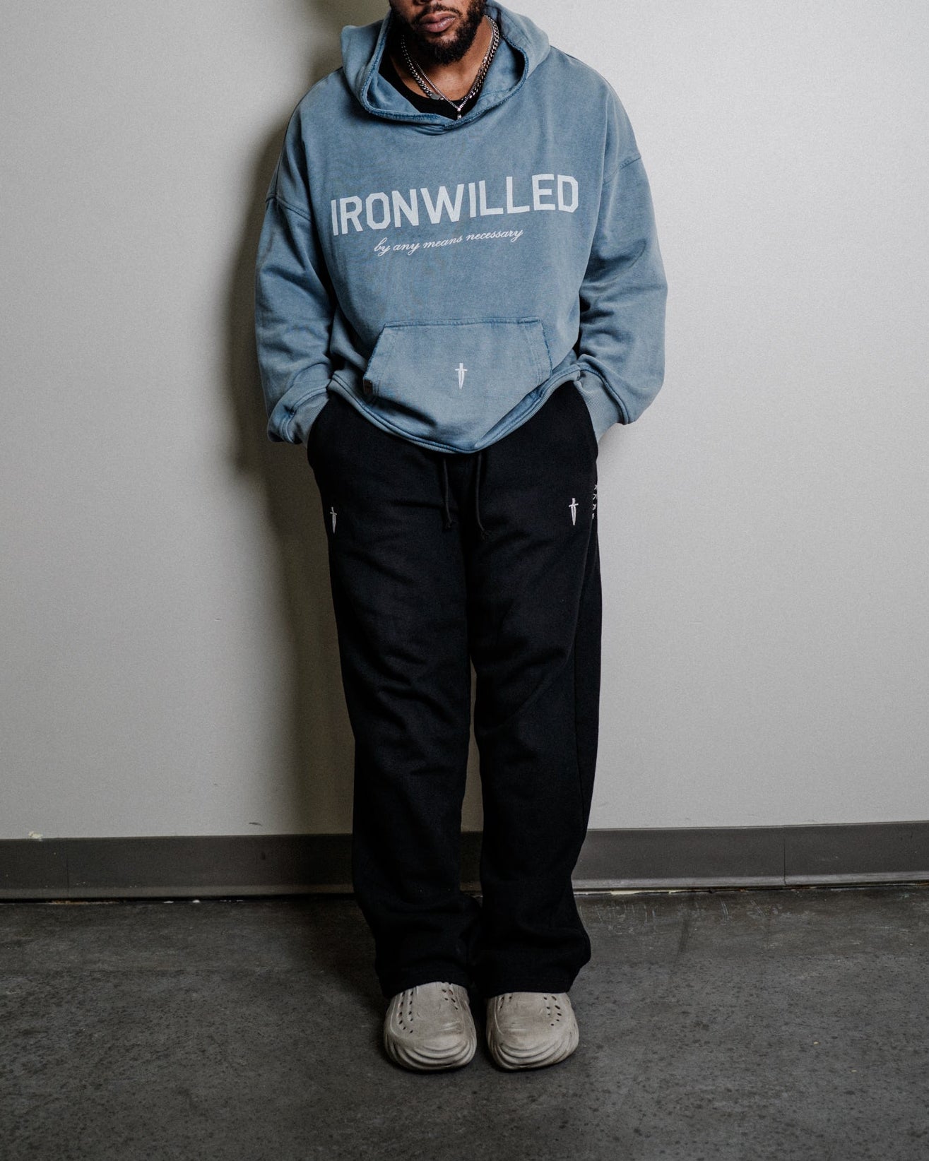 DAGGER BAGGY SWEATPANTS - [BLACK]