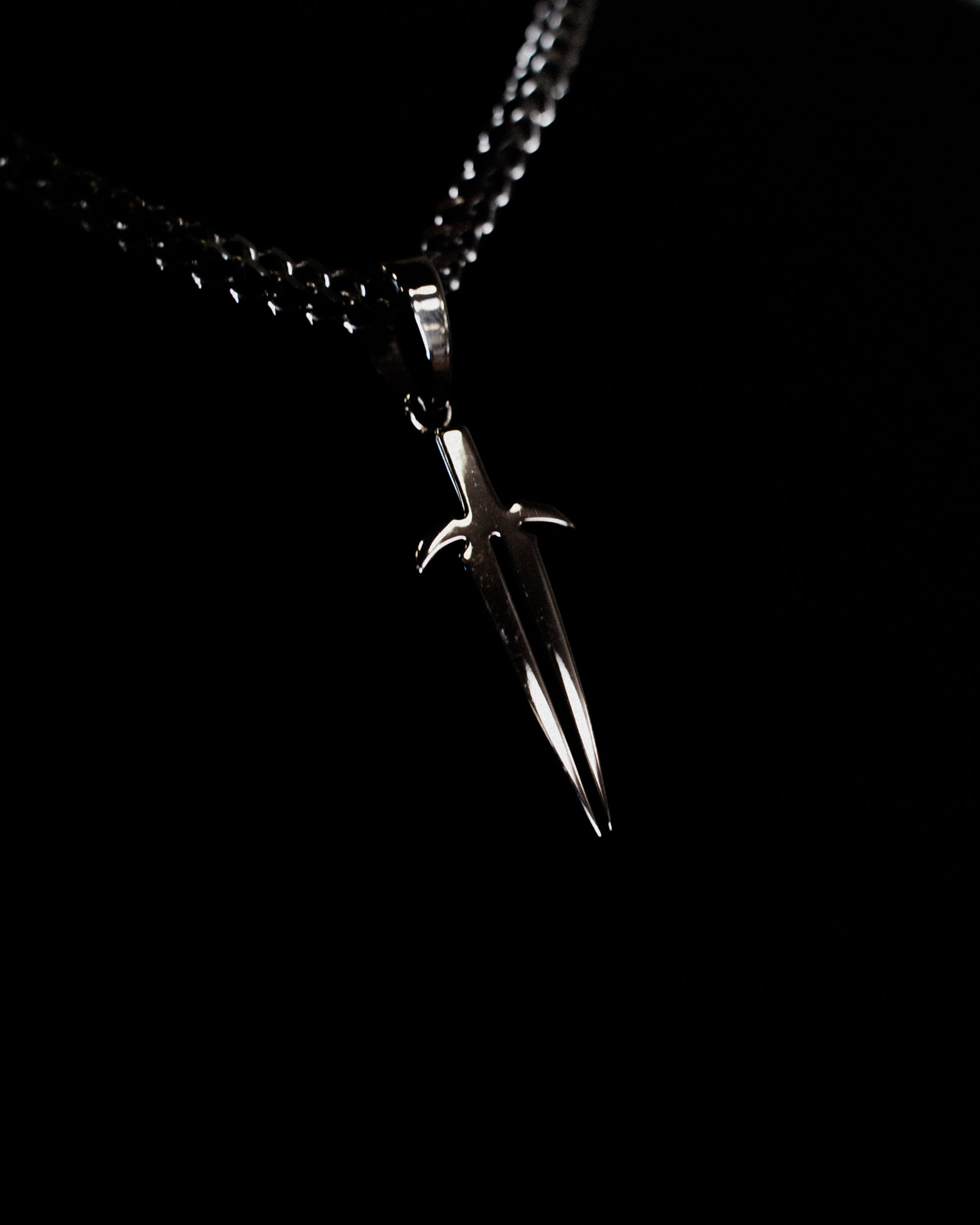 CHROME DAGGER CHAIN - [SILVER]