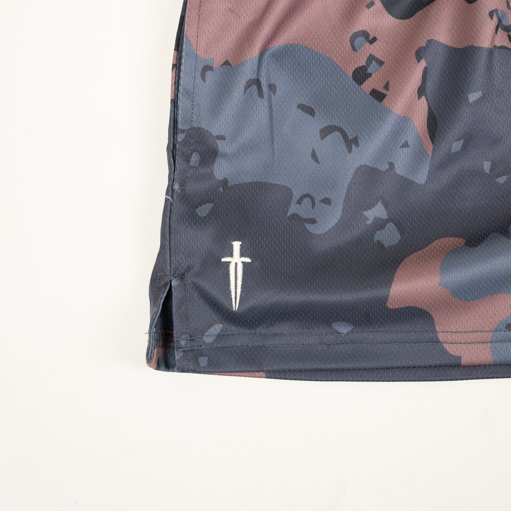 WOMEN'S CHIP CAMO MESH SHORT - DARK RIDGE